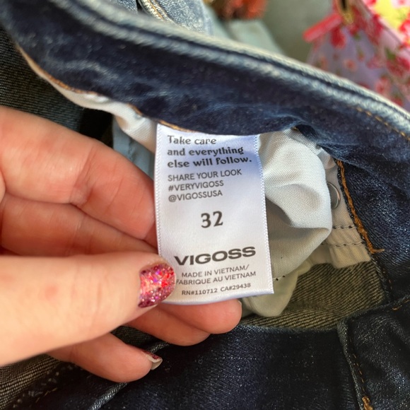 Vigoss Women's Blue Distressed Skinny Jeans - Picture 2 of 2